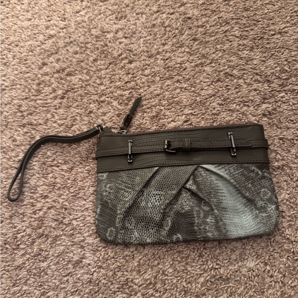 Simply Vera Vera Wang Gray and Black Wristlet Clutch